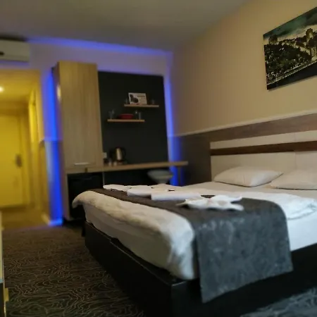 Gold Beylikduzu Motel para Casais Istambul