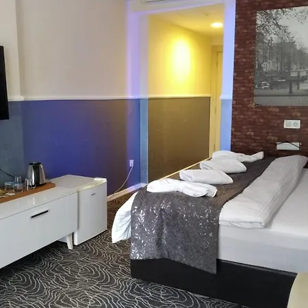 Gold Beylikduzu Motel para Casais *